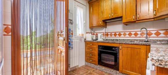 3 bedrooms House in La Zubia, Spain No. 168904 3