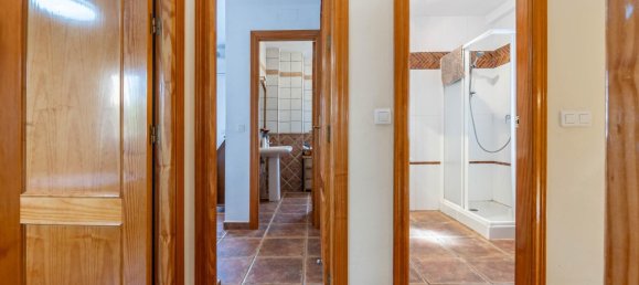 3 bedrooms House in La Zubia, Spain No. 168904 12