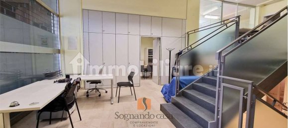 4 rooms Commercial property in Ravenna, Italy No. 302197 3