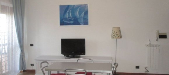 2 Schlafzimmer Wohnung in Rome, Italy, Nr. 373324 5