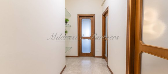 Apartamento de 2 dormitorios en Bergamo, Italy No. 354316 10