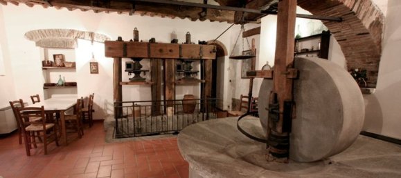 15 rooms House in Pescia, Italy No. 154339 8