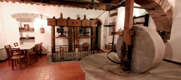 15 rooms House in Pescia, Italy No. 154339 17