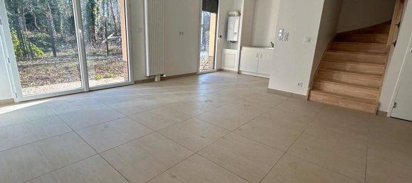 3 Schlafzimmer Villa in La Queue-en-Brie, France, Nr. 325377 5