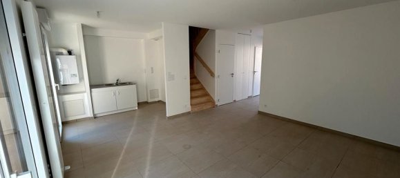 3 Schlafzimmer Villa in La Queue-en-Brie, France, Nr. 325377 4