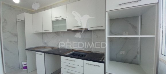 4 chambres Appartement à Almada, Portugal No. 87374 7