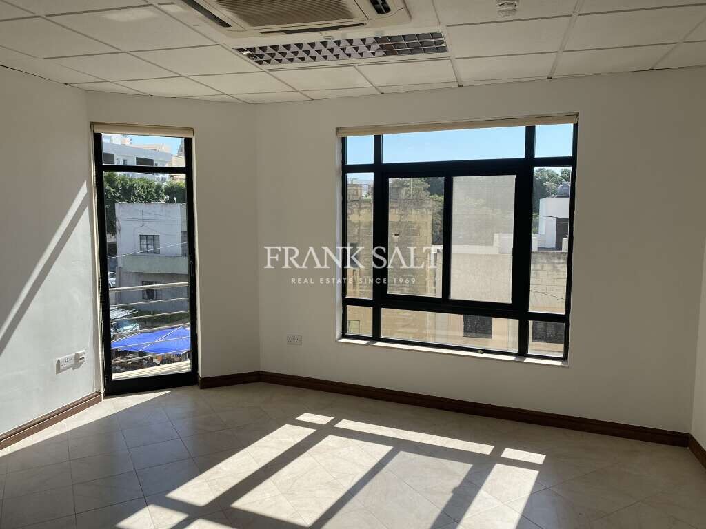 Büro in Naxxar, Malta 250m², Nr. 12467
