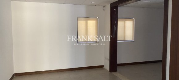 Büro in Naxxar, Malta 250m², Nr. 12467 5