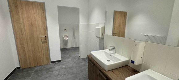 1325m² Commercial property in Liesing, Austria No. 131075 62