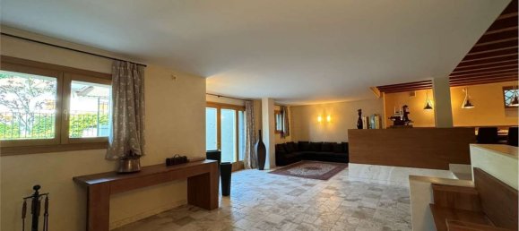 20غرفة فيلا في Tarzo, Italy رقم 298952 34