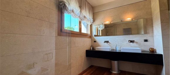 20غرفة فيلا في Tarzo, Italy رقم 298952 25