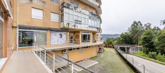 22m² Commercial property in Sobreira, Portugal No. 50555 7
