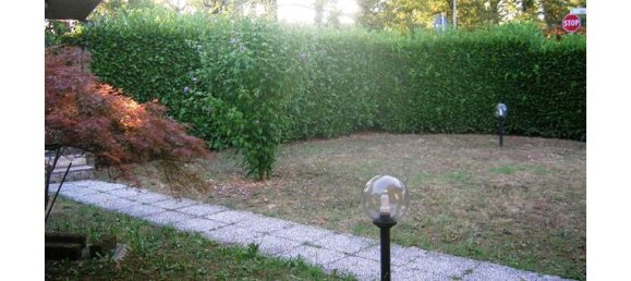 3 bedrooms Villa in Lesmo, Italy No. 254347 3