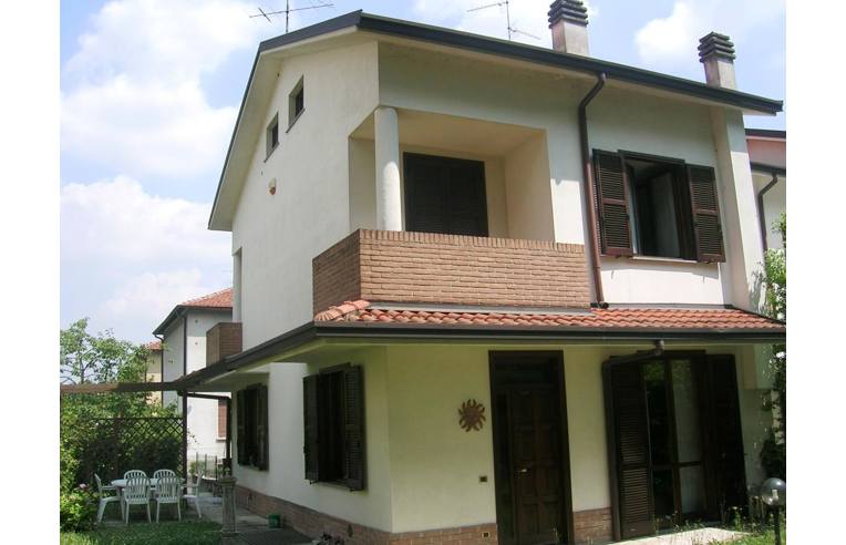 3 bedrooms Villa in Lesmo, Italy No. 254347