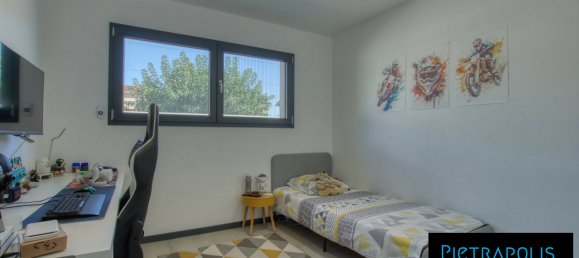 4 Schlafzimmer Haus in Le Peage-de-Roussillon, France, Nr. 355467 13