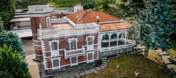 Villa de 6 divisões em Moncalieri, Italy N.º 238157 2