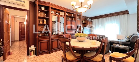 3 bedrooms Apartment in Badalona, Spain No. 167578 6