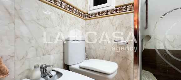 3 bedrooms Apartment in Badalona, Spain No. 167578 5