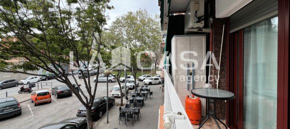 3 bedrooms Apartment in Badalona, Spain No. 167578 2