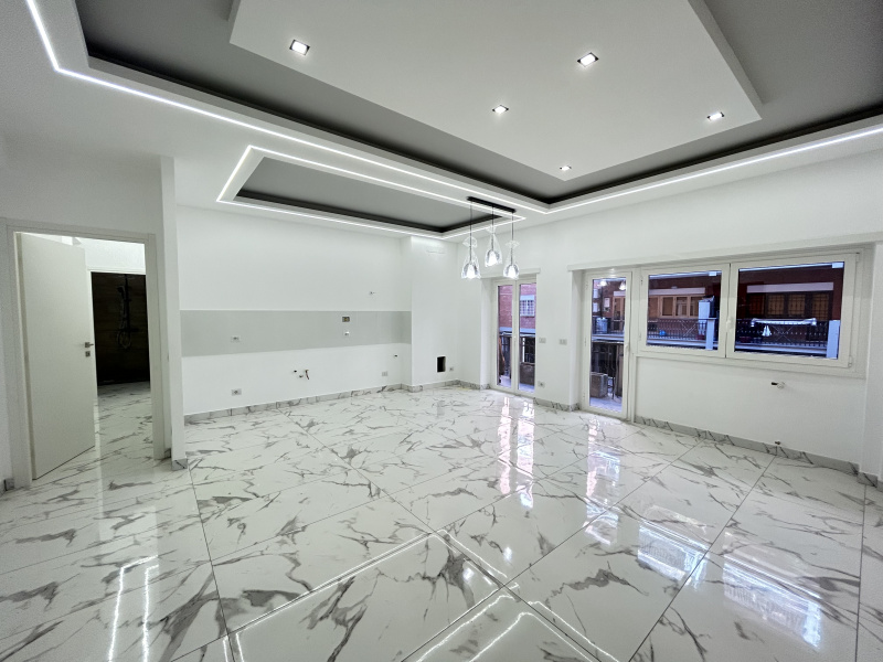 3 bedrooms Apartment in Rome, Italy No. 16667