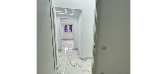 3 bedrooms Apartment in Rome, Italy No. 16667 19