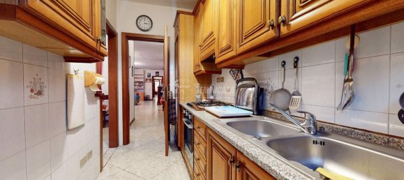 Ático de 4 habitaciónes en Fidenza, Italy No. 36787 4