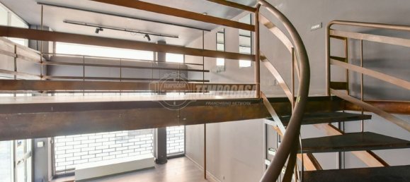 Gewerbliche Immobilie in Como, Italy 150m², Nr. 194141 7