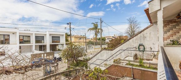 4 bedrooms House in Corroios, Portugal No. 188558 11