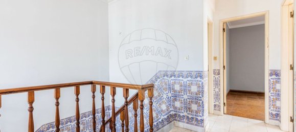 4 bedrooms House in Corroios, Portugal No. 188558 17