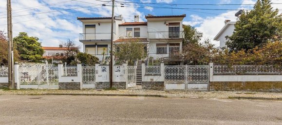 4 bedrooms House in Corroios, Portugal No. 188558 2