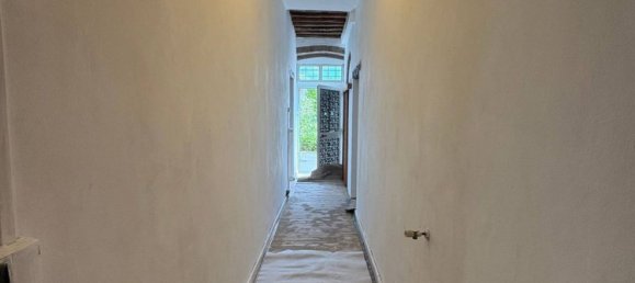 4 غرف نوم شقة في Lucca, Italy رقم 360060 8