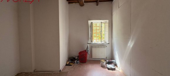 4 غرف نوم شقة في Lucca, Italy رقم 360060 12