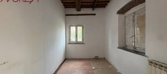 4 غرف نوم شقة في Lucca, Italy رقم 360060 13