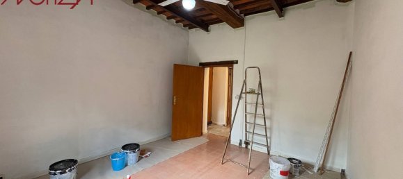 4 غرف نوم شقة في Lucca, Italy رقم 360060 10