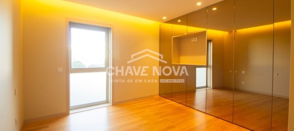 4 bedrooms Apartment in Vila do Conde, Portugal No. 53471 2