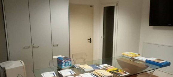 139m² Office in Grottammare, Italy No. 316465 3