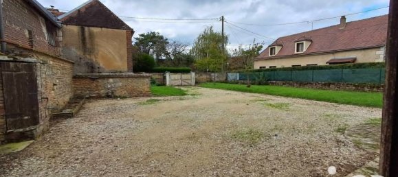 Casa de 4 dormitorios en Marolles-sous-Lignieres, France No. 220476 13