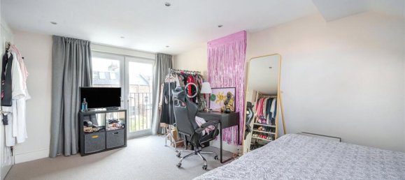 3 bedrooms House in London, United Kingdom No. 12163 10