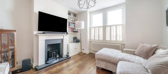 3 bedrooms House in London, United Kingdom No. 12163 4