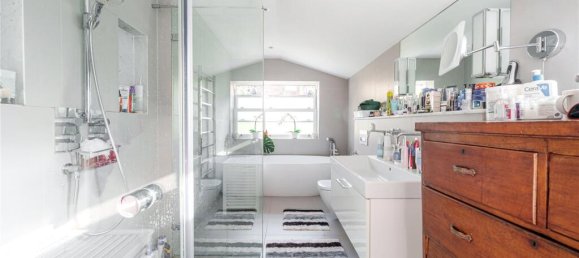 3 bedrooms House in London, United Kingdom No. 12163 8