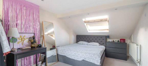 3 bedrooms House in London, United Kingdom No. 12163 14