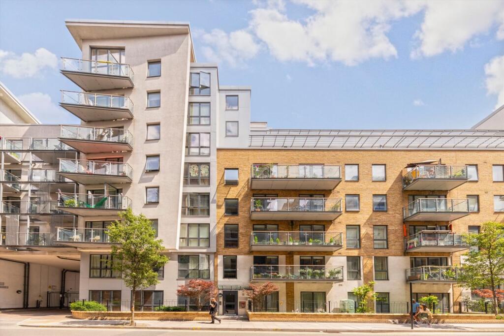 2 bedrooms Apartment in Canary Wharf, United Kingdom No. 5642