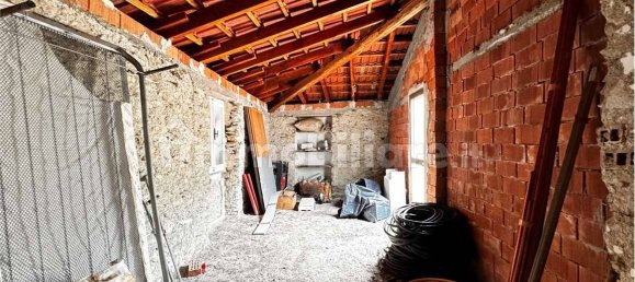 Дом с 4 спальнями в Армо, Италия № 129251 10