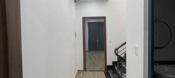 90m² House in District 7, Vietnam No. 13157 3