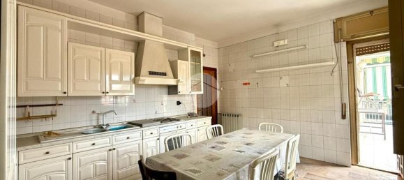 5 Schlafzimmer Wohnung in Naples, Italy, Nr. 326324 5