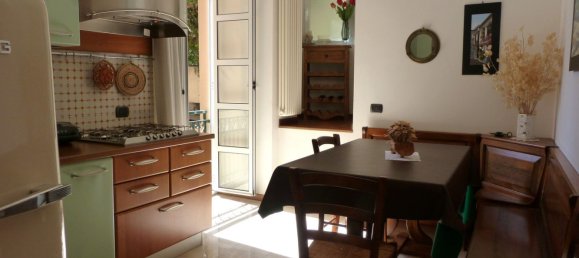 Apartamento de 4 dormitorios en Chiavari, Italy No. 347317 17