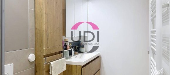 Dúplex de 4 dormitorios en Alfortville, France No. 129741 8