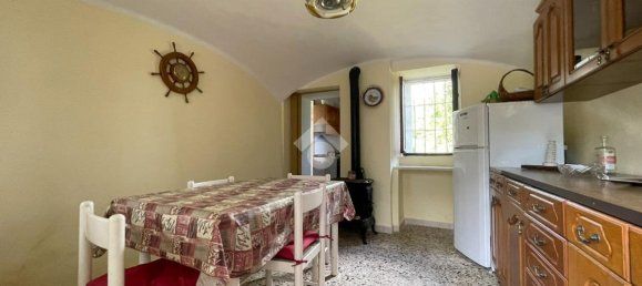 Casa de 5 divisões em Castelnuovo Nigra, Italy N.º 139614 6