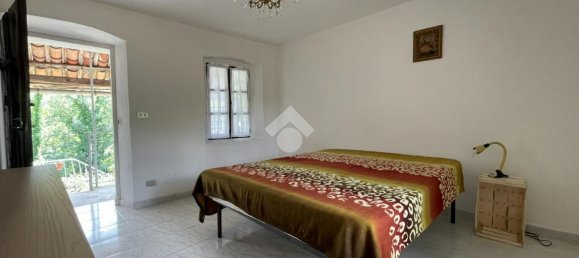 Casa de 5 divisões em Castelnuovo Nigra, Italy N.º 139614 13