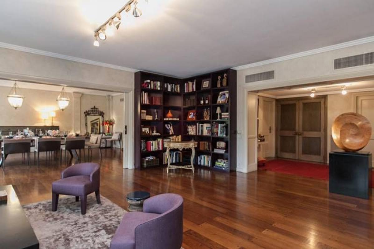 4 bedrooms Apartment in Buenos Aires, Argentina No. 78515